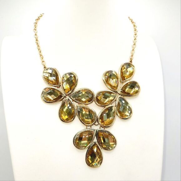 Gold Statement Necklace - Picture 5 of 7